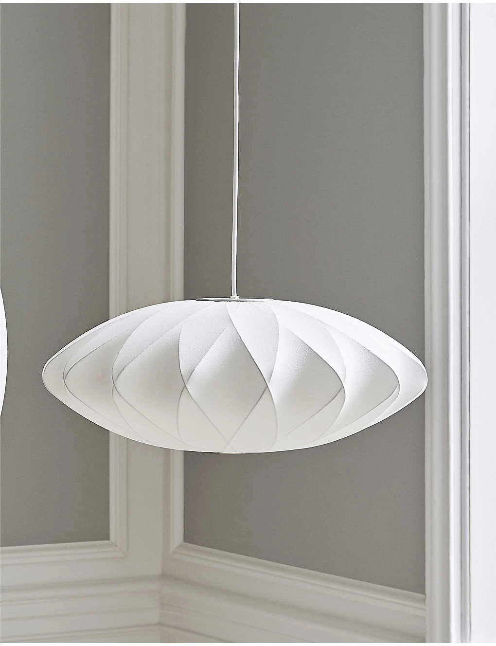 HAY Nelson Saucer Crisscross Bubble Medium Pendant Lamp 24cm White 4 HAY Nelson Saucer Crisscross Bubble Medium Pendant Lamp 24cm White - Image 2