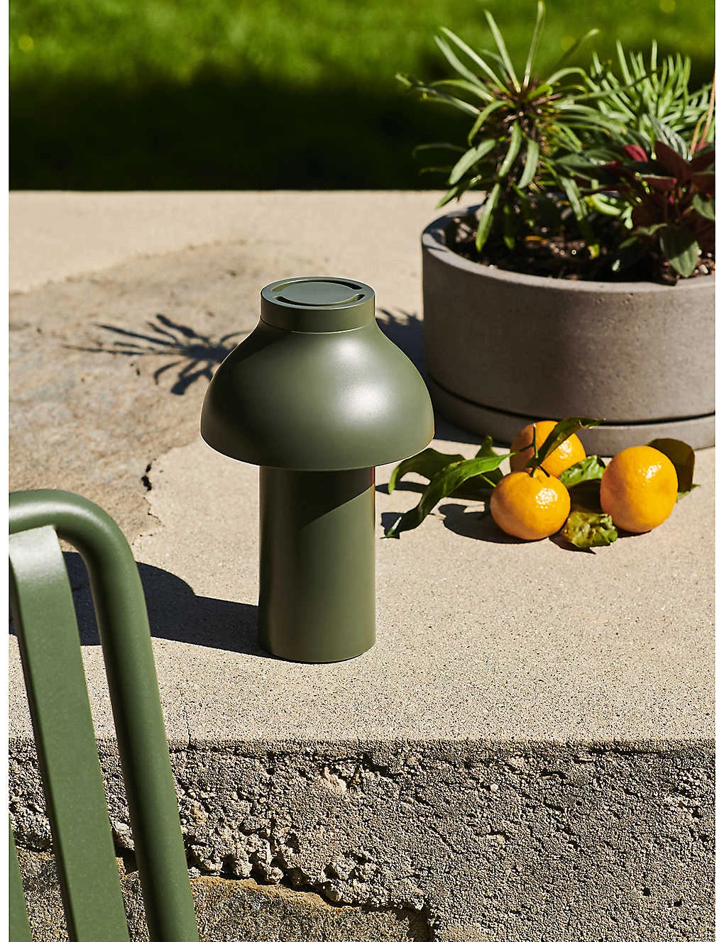 HAY PC Portable Plastic Lamp 22cm Khaki/olive 7 HAY PC Portable Plastic Lamp 22cm Khaki/olive - Image 5