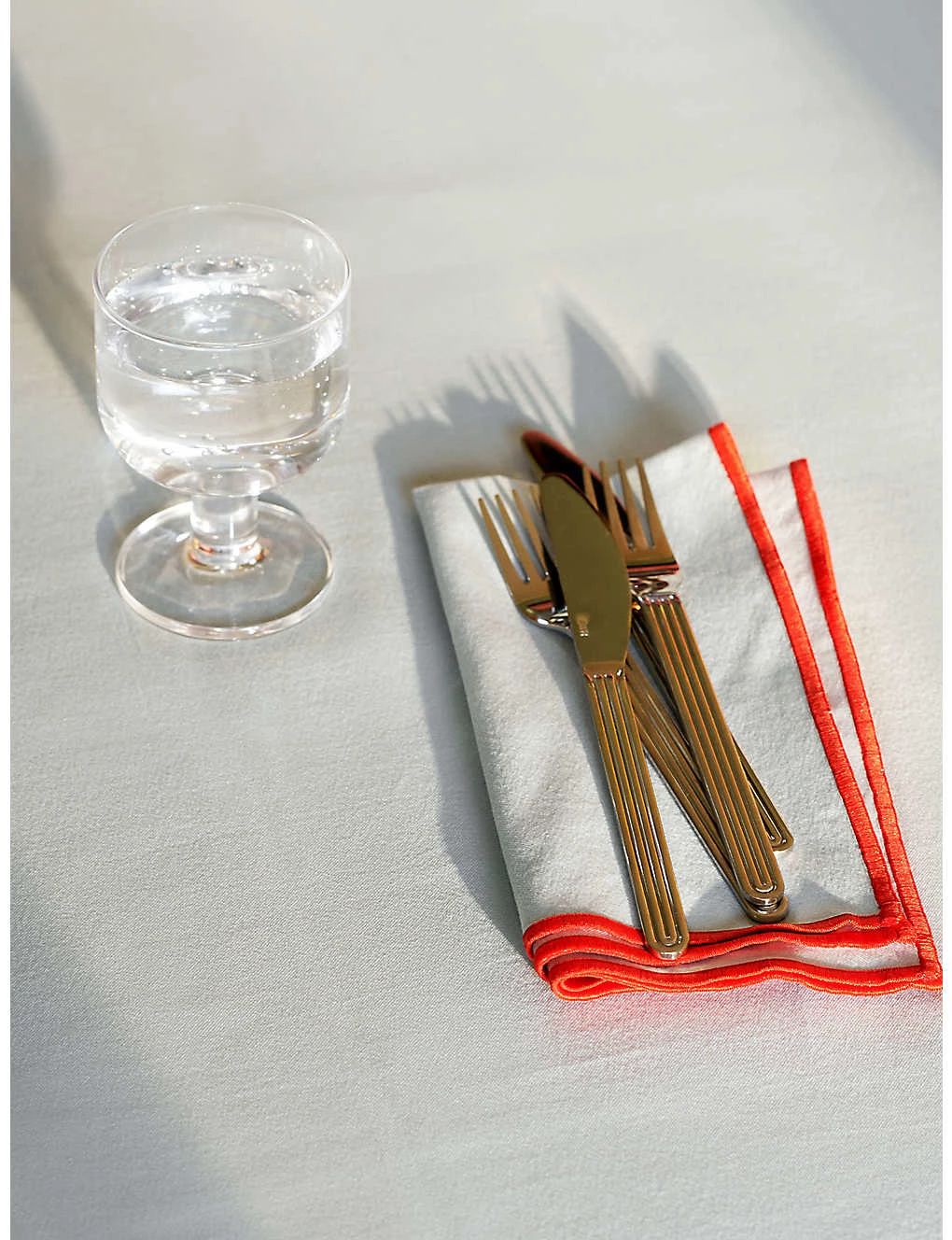 HAY Tavern Stemmed Drinking Glass 11cm 4 HAY Tavern Stemmed Drinking Glass 11cm - Image 2