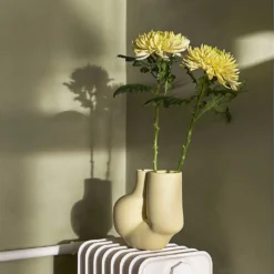 HAY Chubby Porcelain Vase 20cm -HAY Store Online unnamed file 513